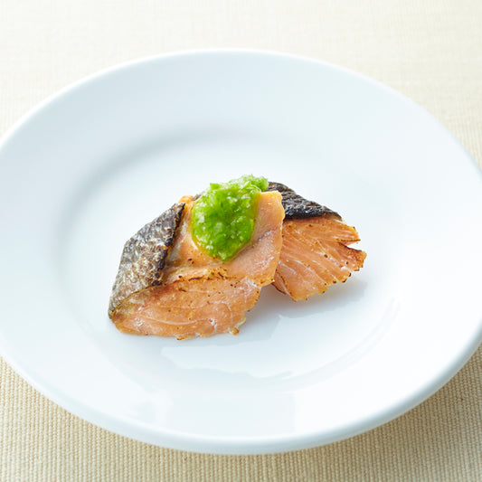 【Eugreen】 Retort Food - Salmon Fillet with Green Sauce 100g